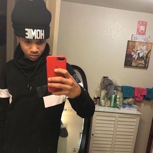 Meet your Posher, Phillip